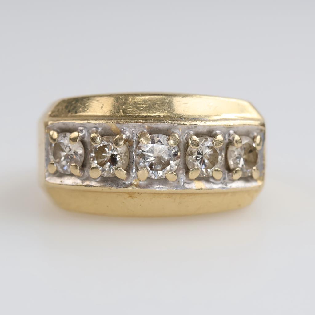 10kt Gold Diamond Ring