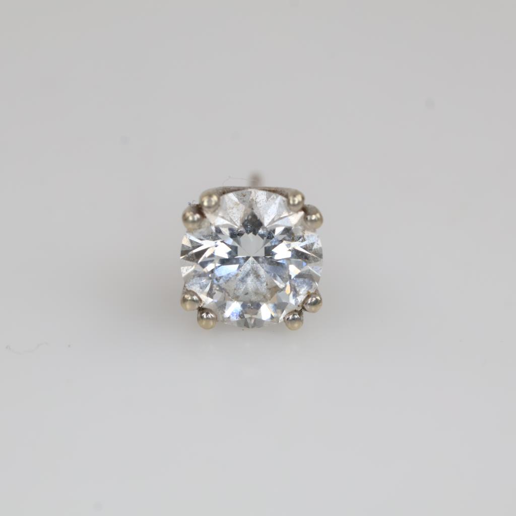 10kt Gold Diamond Stud Earring