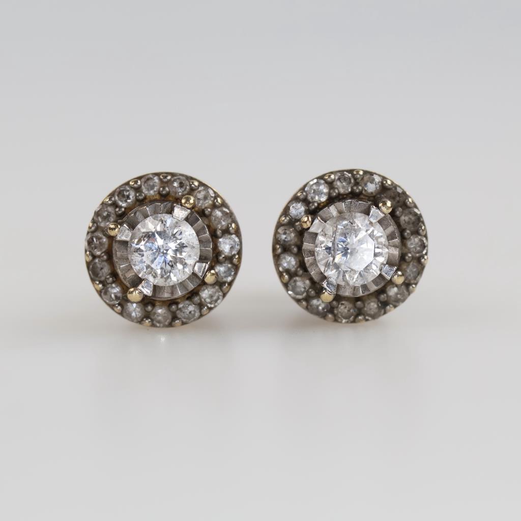 10kt Gold Diamond Stud Earrings