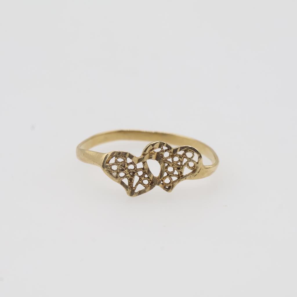 10kt Gold Filigree Two Heart Ring