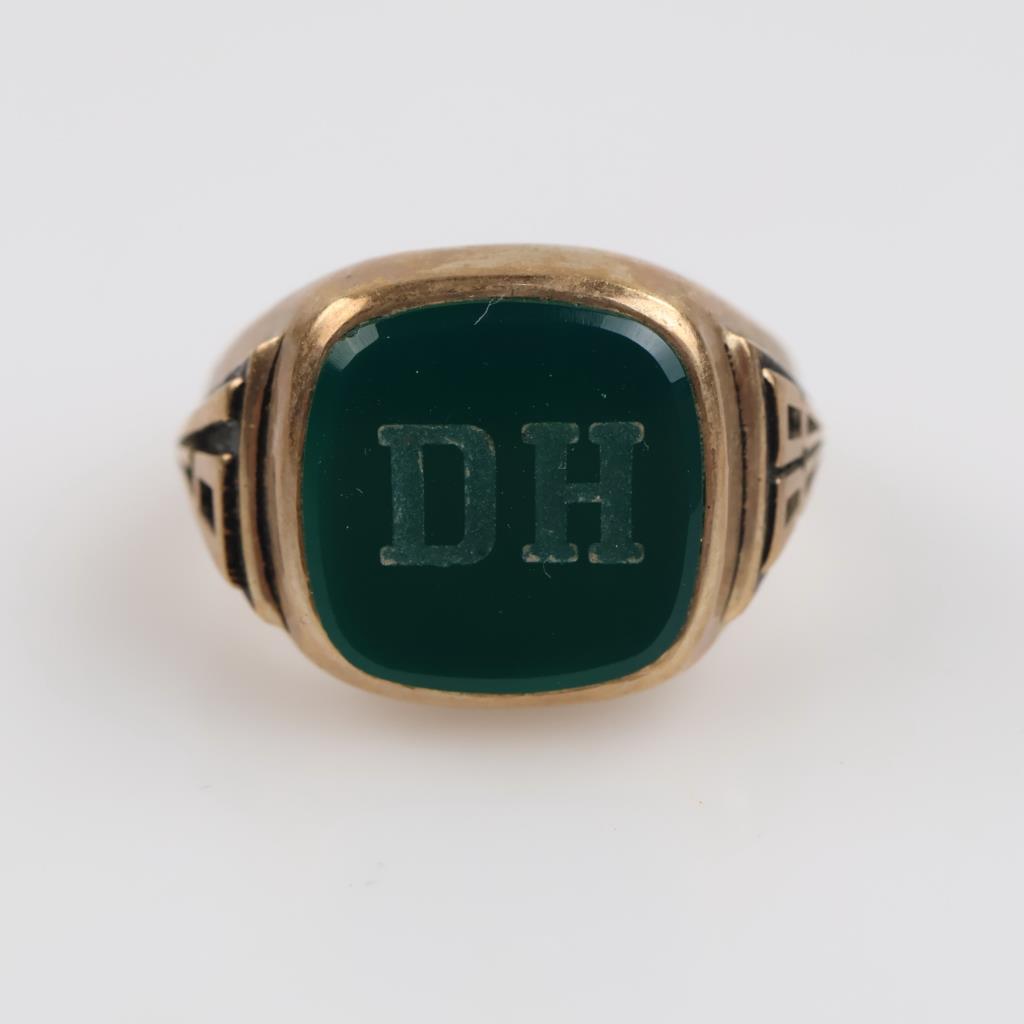 10kt Gold Green Stone Class Ring