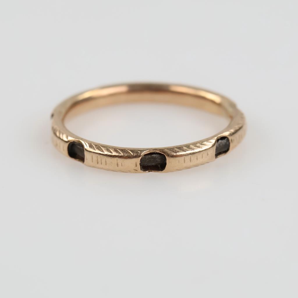 10kt Gold Hollow Band