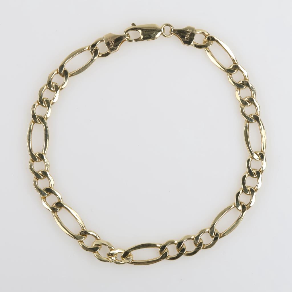 10kt Gold Hollow Figaro Chain Bracelet