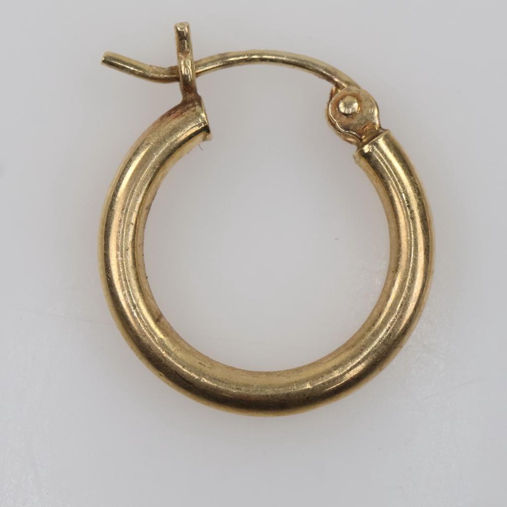 10kt Gold Hollow Hoop Earring