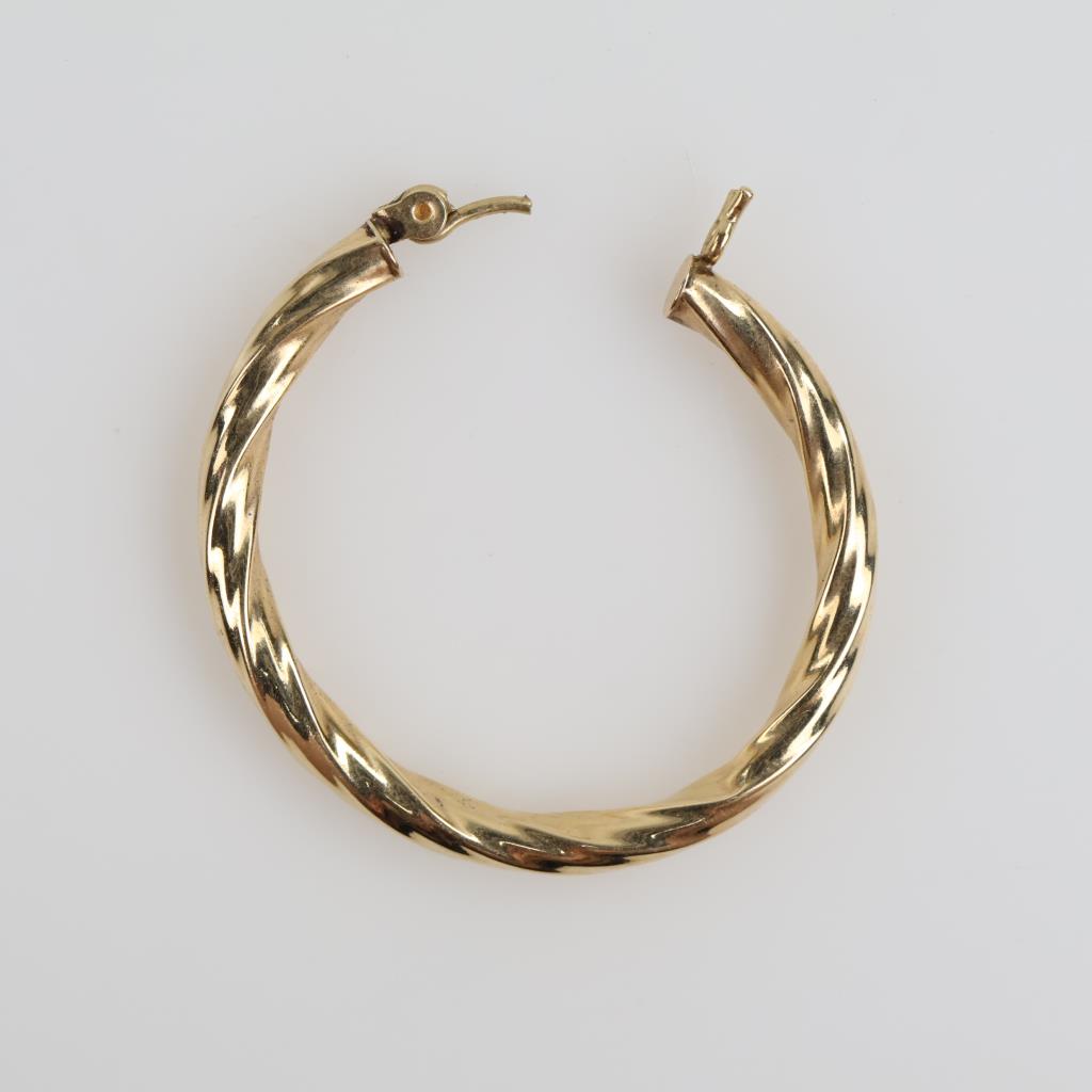 10kt Gold Hollow Hoop Single Earring
