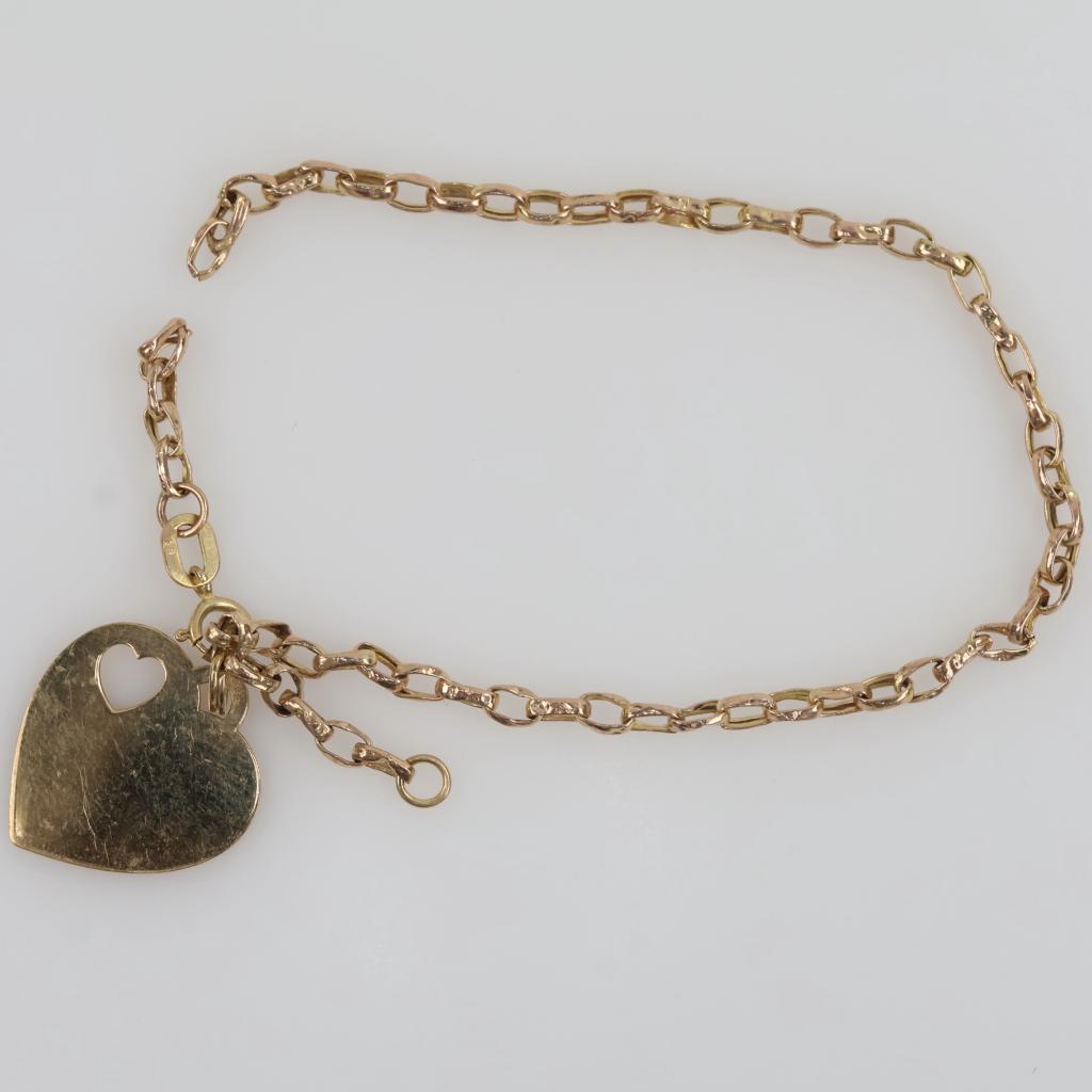 10kt Gold Hollow Link Heart Pendant Bracelet