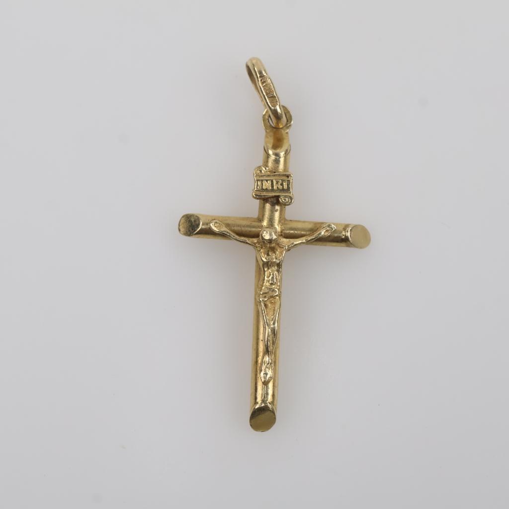 10kt Gold Hollow Religious Pendant