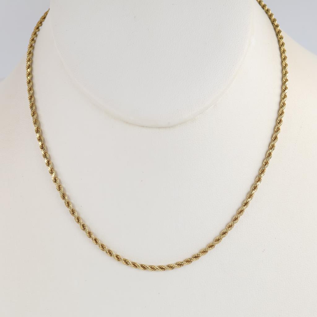 10kt Gold Hollow Rope Chain Necklace
