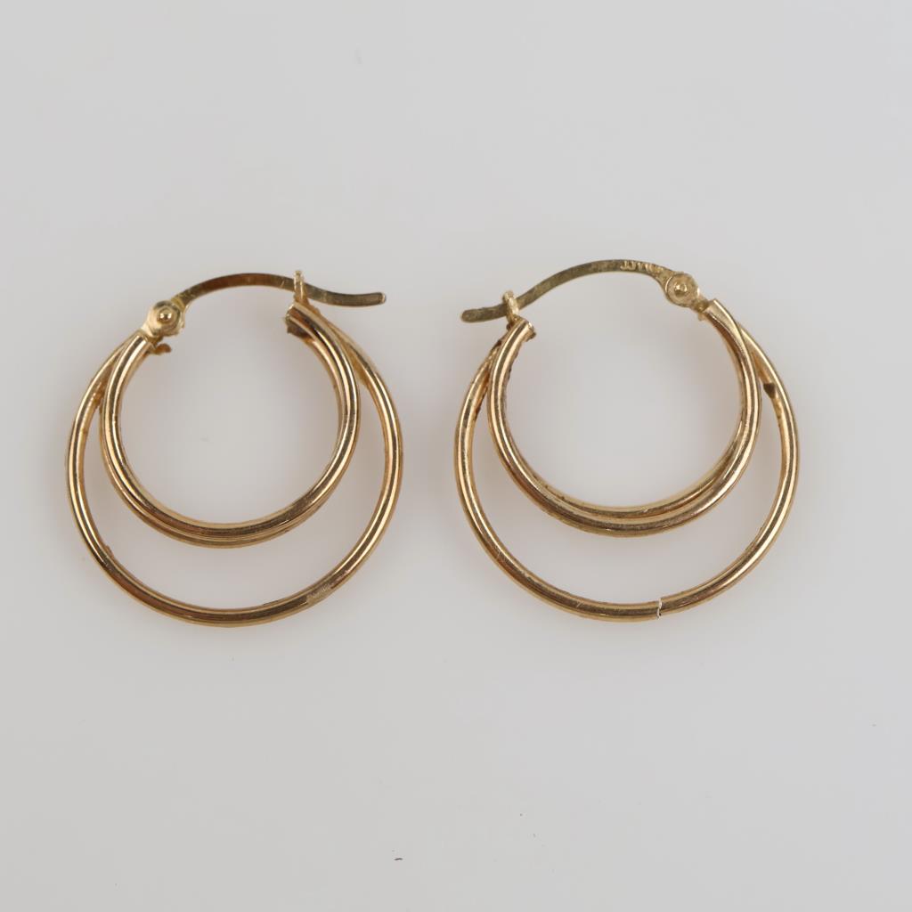 10kt Gold Hollow Triple Hoop Earrings