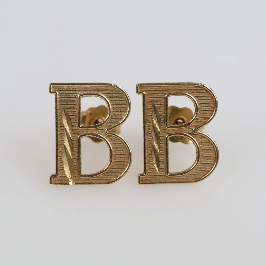 10kt Gold Letter B Stud Earrings