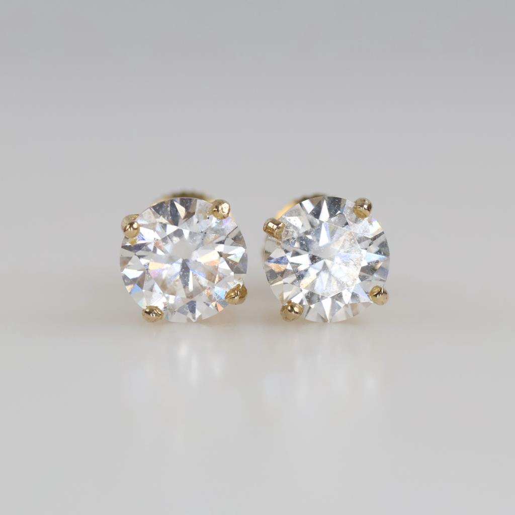 10kt Gold Moissanite Stud Earrings