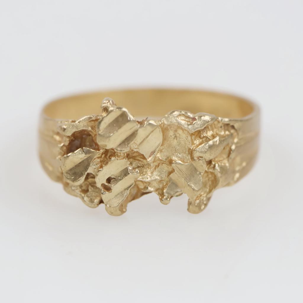 10kt Gold Nugget Style Ring