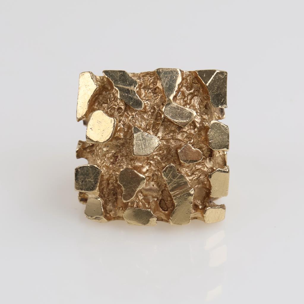 10kt Gold Nugget Style Signet Ring