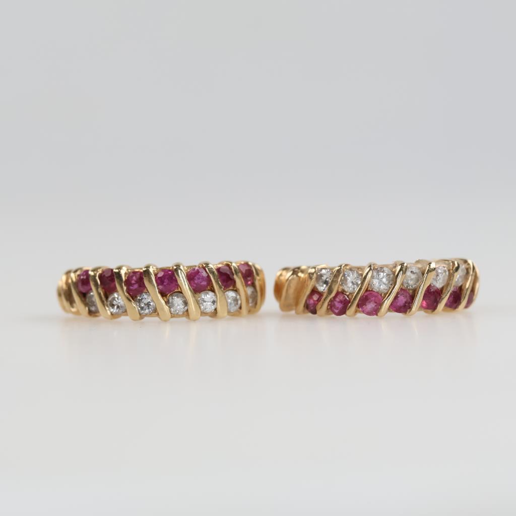 10kt Gold Pink Stone Diamond Earrings