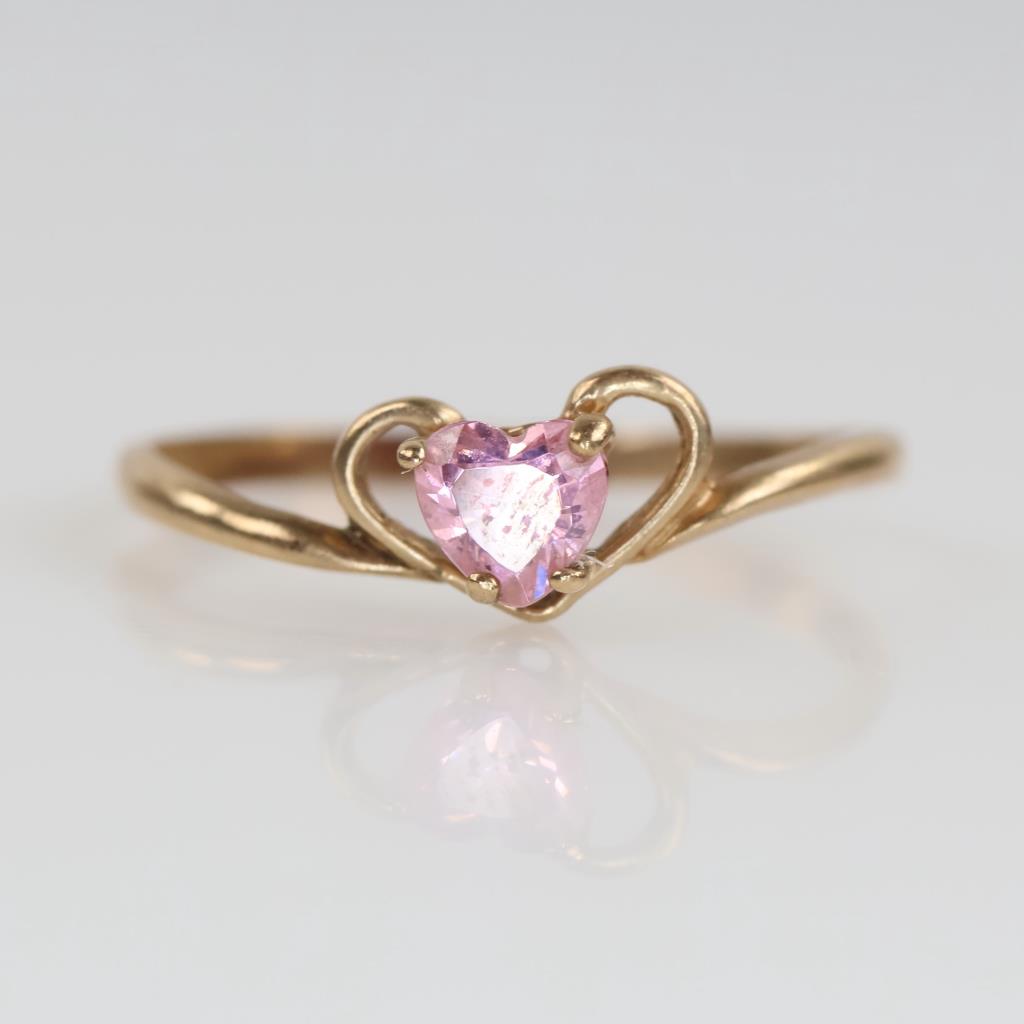 10kt Gold Pink Stone Ring