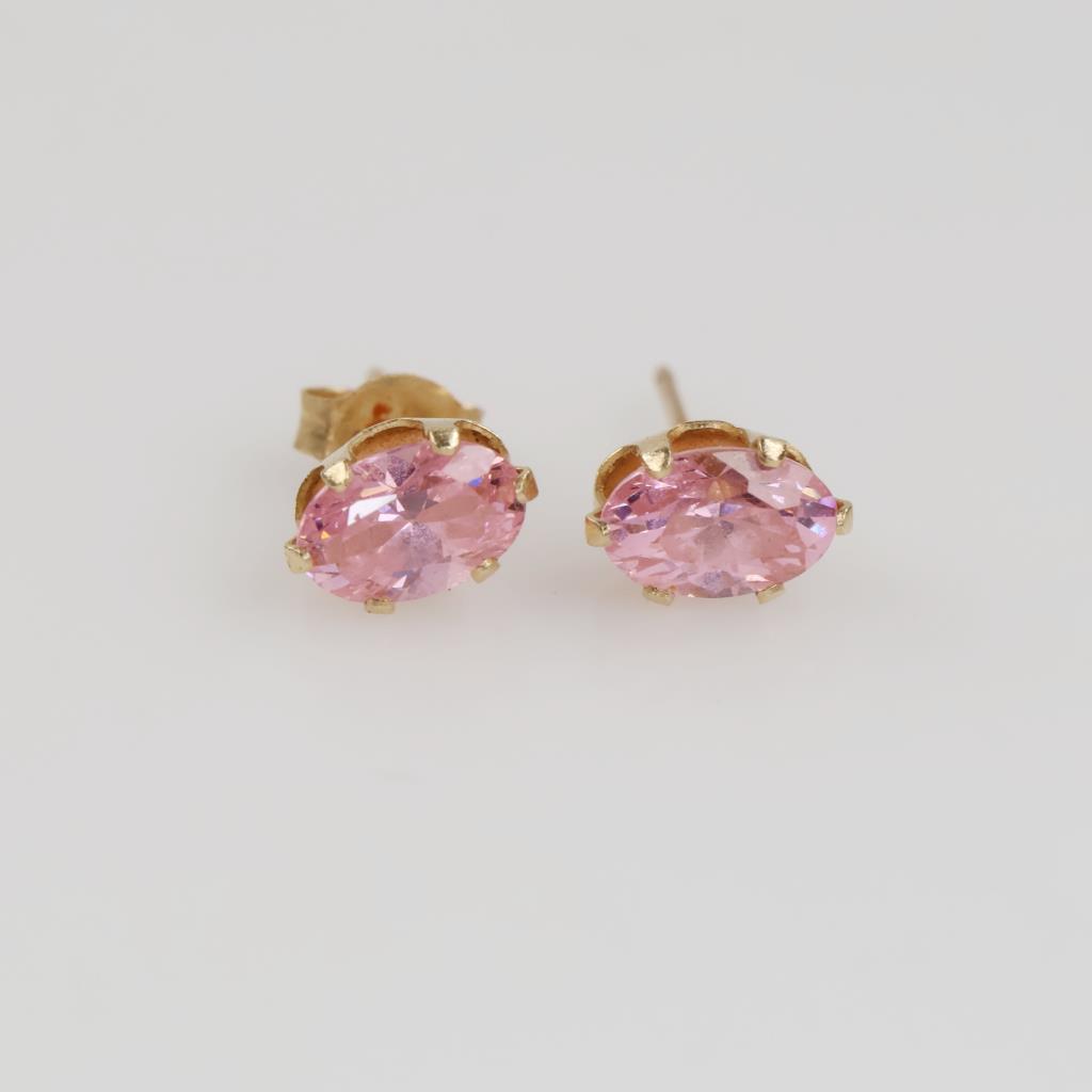 10kt Gold Pink Stone Stud Earrings