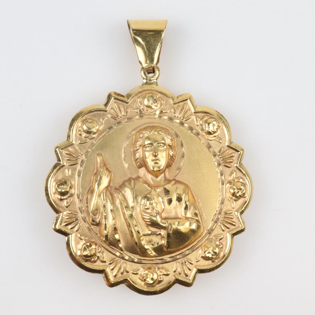 10Kt Gold Plated Religious Pendant Property Room