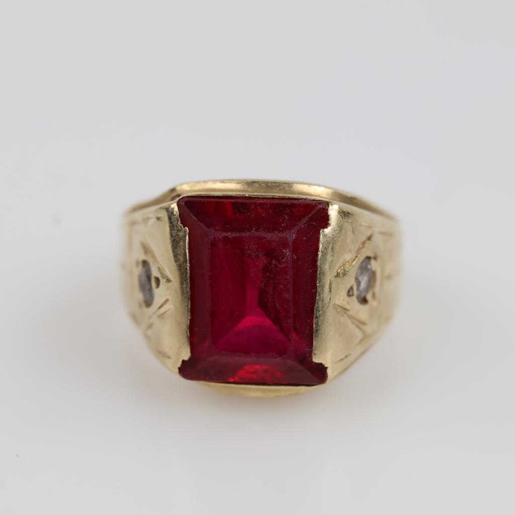 10kt Gold Red & Clear Stone Ring
