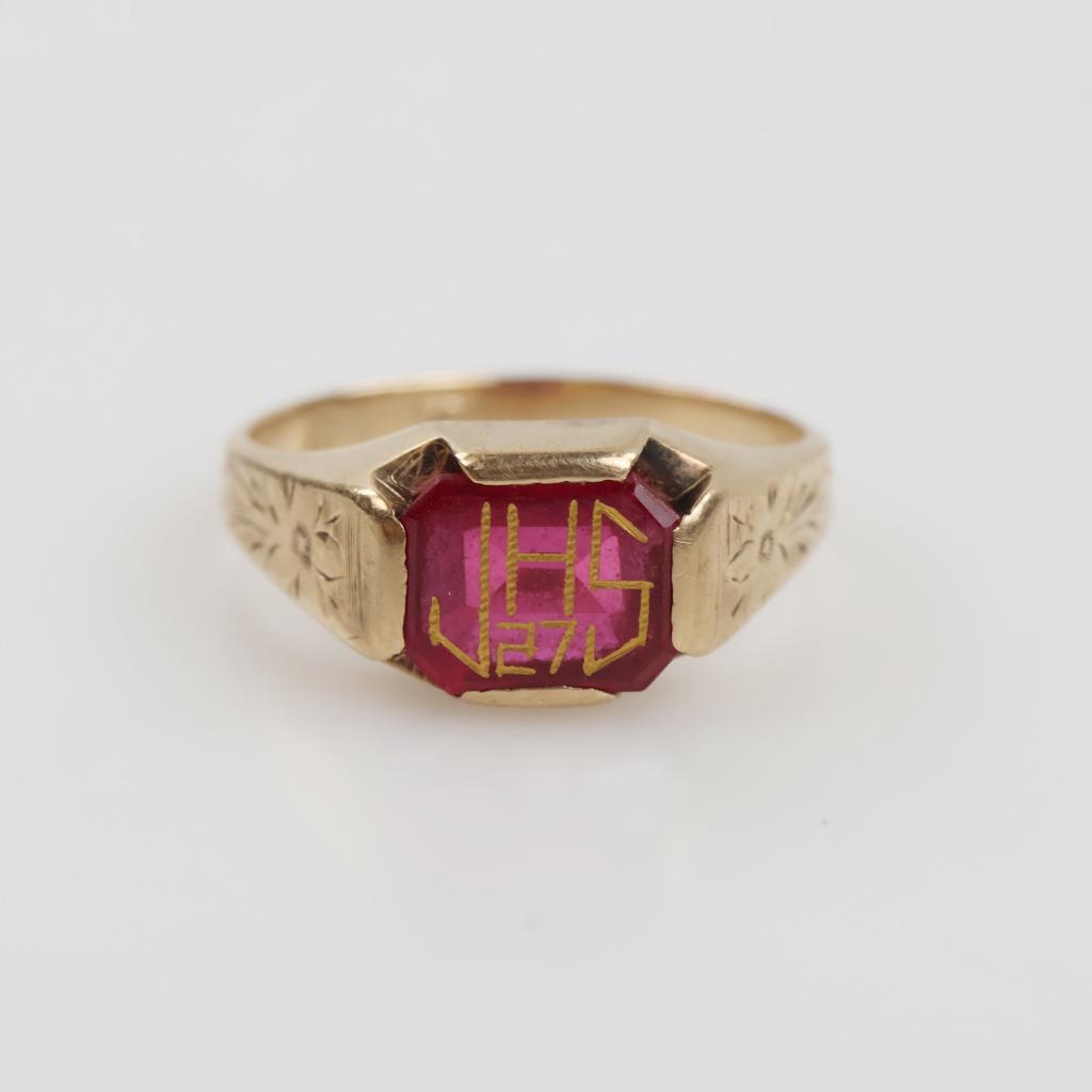 10kt Gold Red Stone Class Ring
