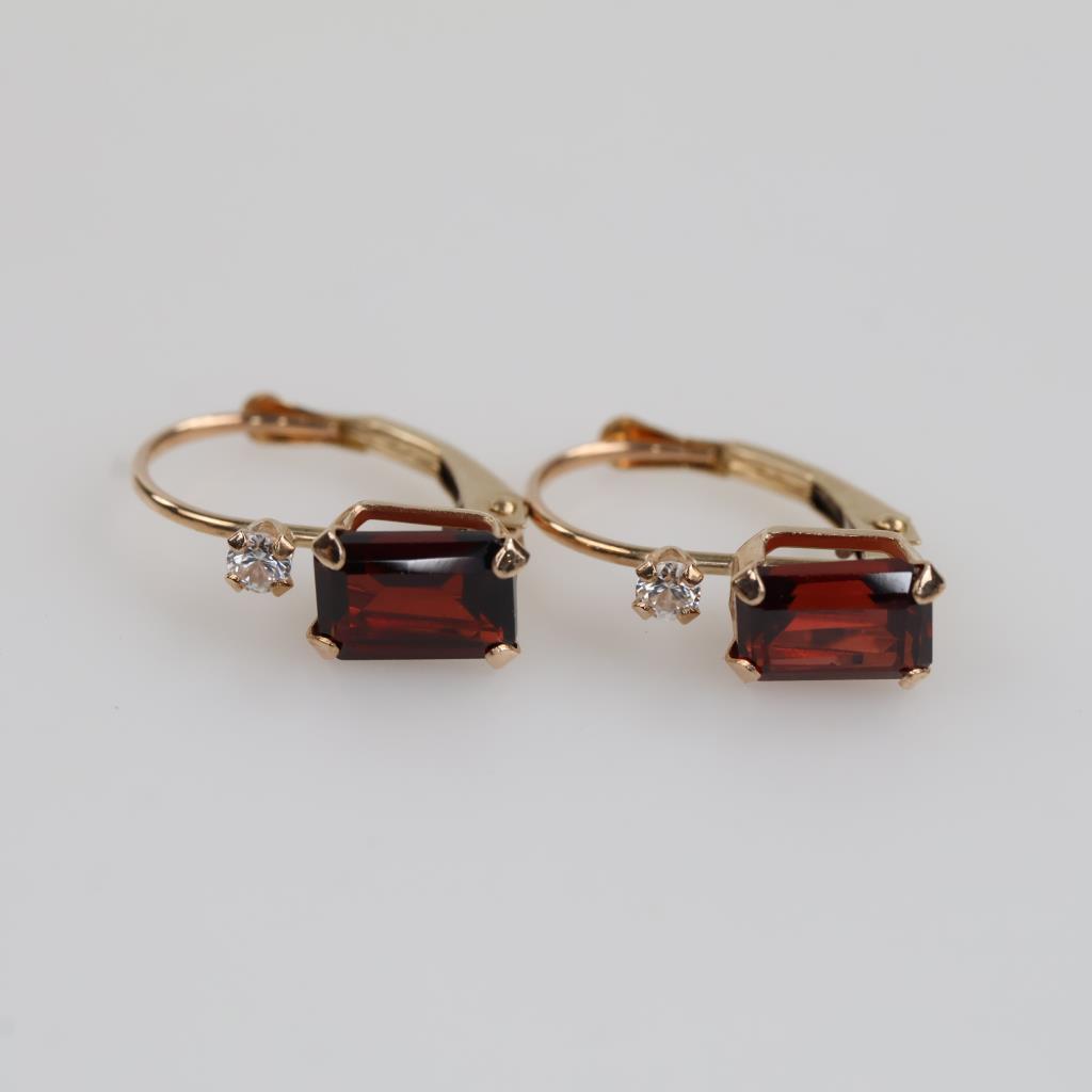 10kt Gold Red Stone Clear Stone Accent Earrings