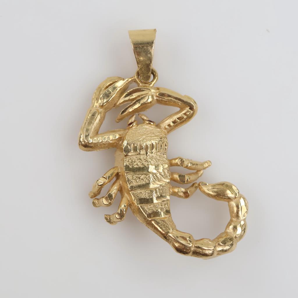 10kt Gold Red Stone Scorpion Pendant