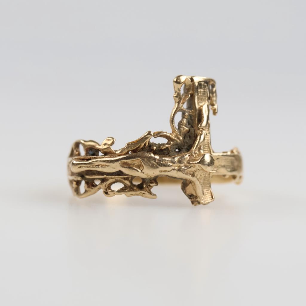 10kt Gold Religious Ring