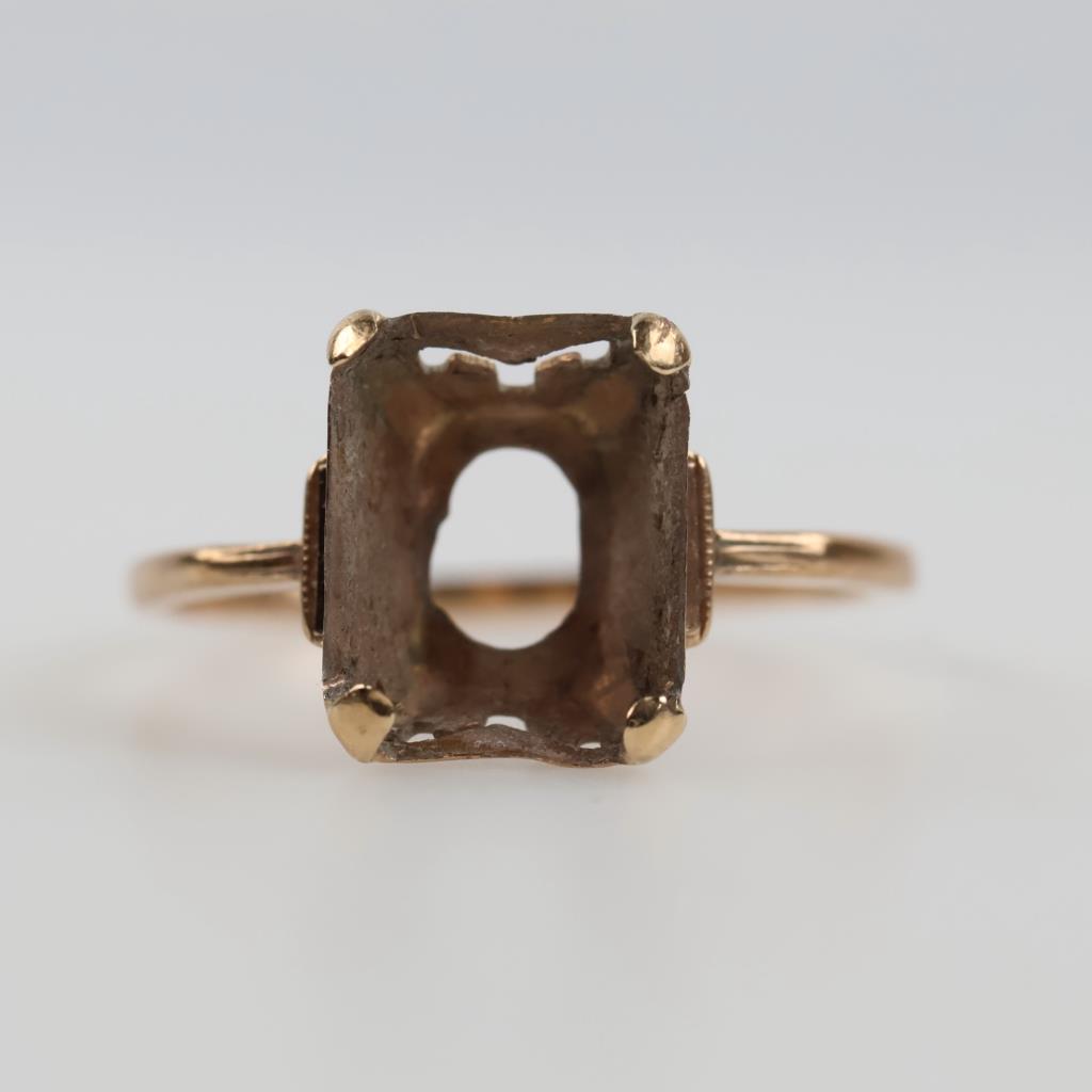 10kt Gold Ring