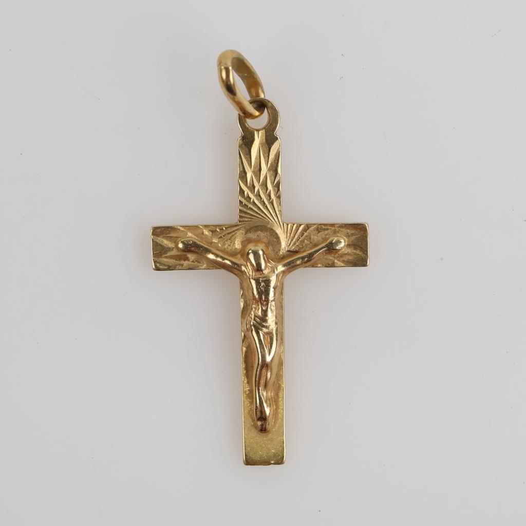 10kt Gold Semi Hollow Religious Cross Pendant