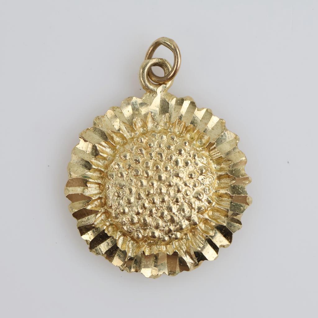 10kt Gold Sunflower Pendant