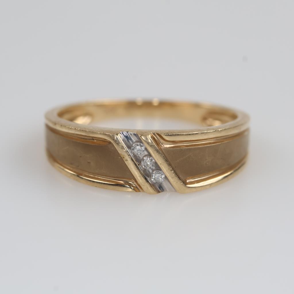 10kt Gold Two-tone Diamond Band