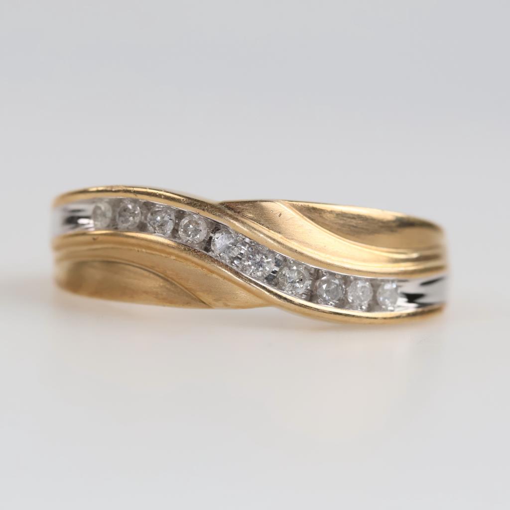 10kt Gold Two-tone Diamond Ring