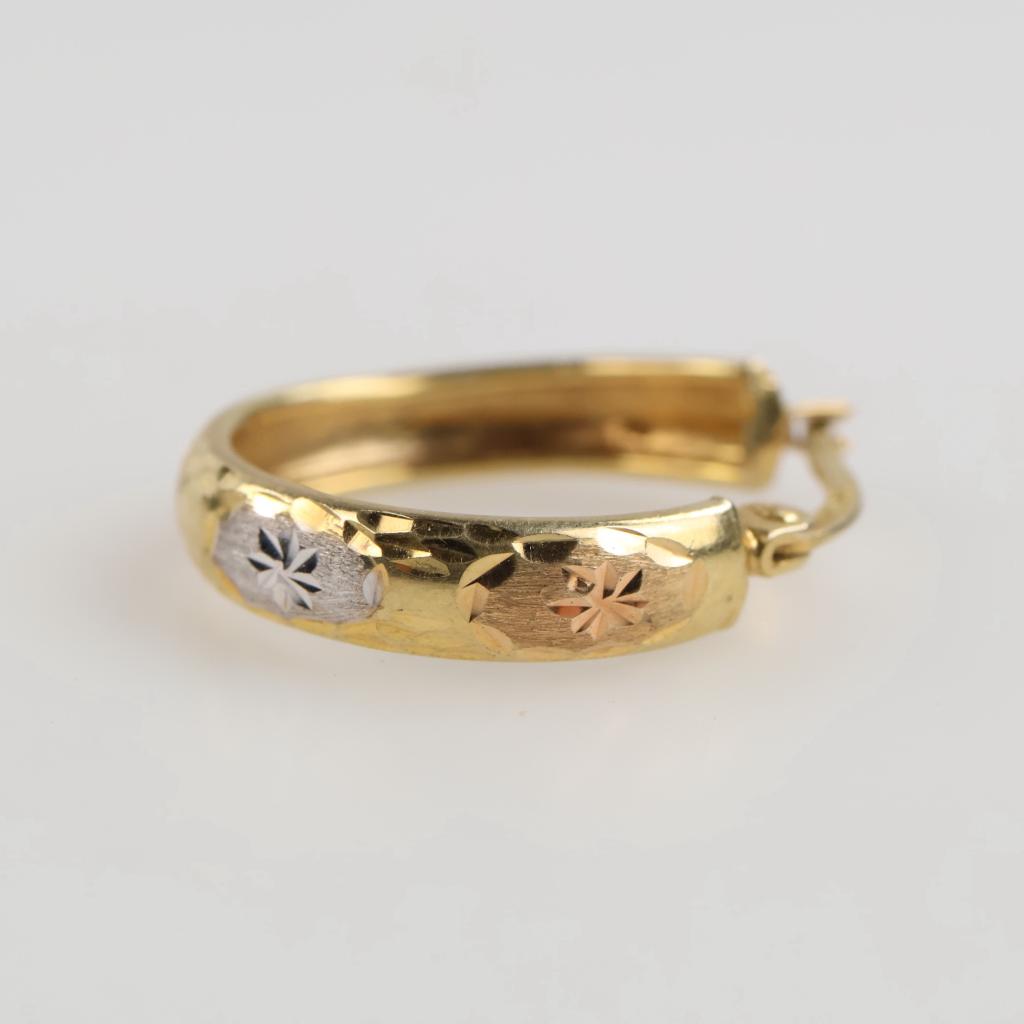 10kt Gold Two-tone Semi-hollow Hoop Earring
