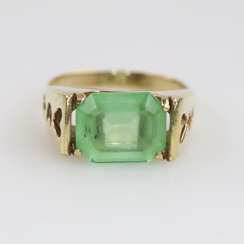 10kt GP Green Stone Cut-out Ring