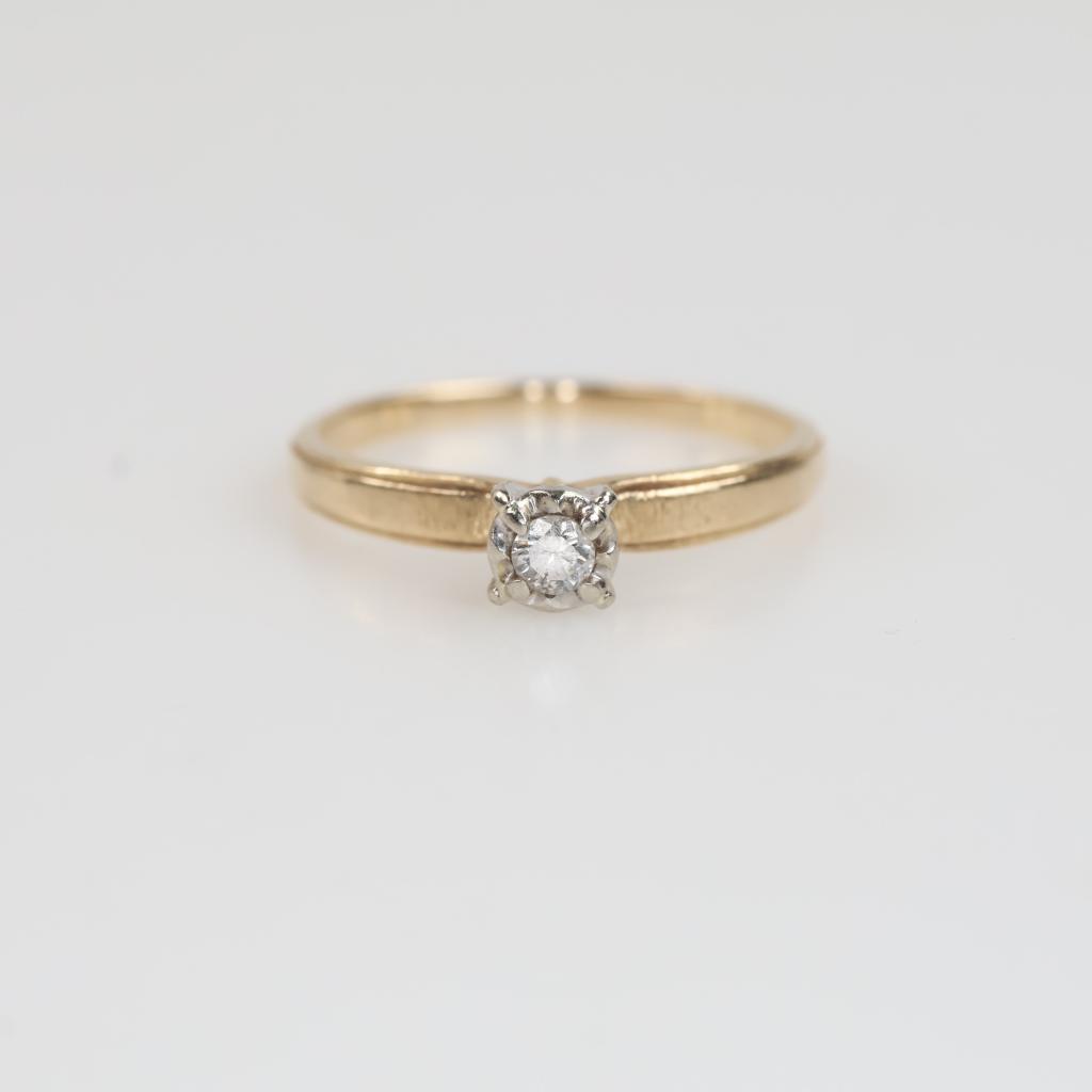 10kt Two Tone Gold Diamond Ring