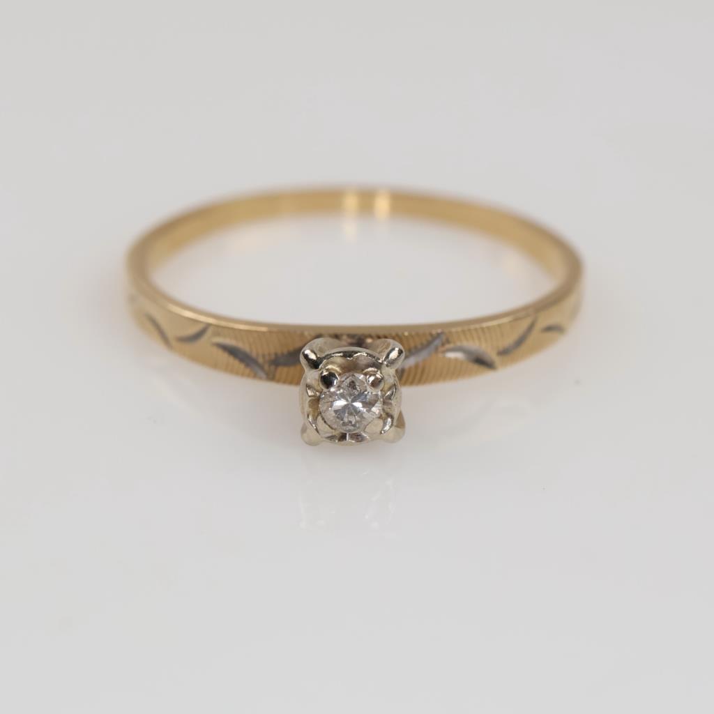10kt Two Tone Gold Diamond Ring
