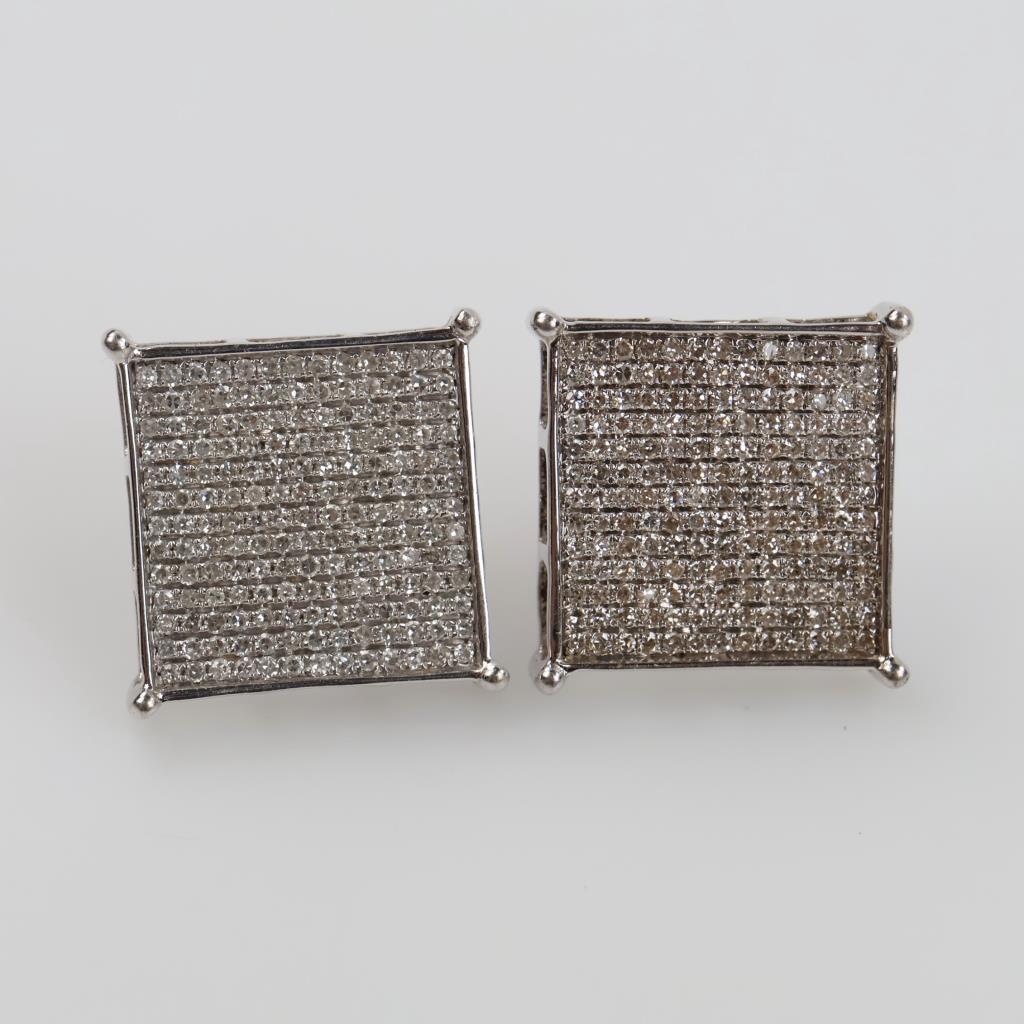 10kt White Gold Diamond Earrings