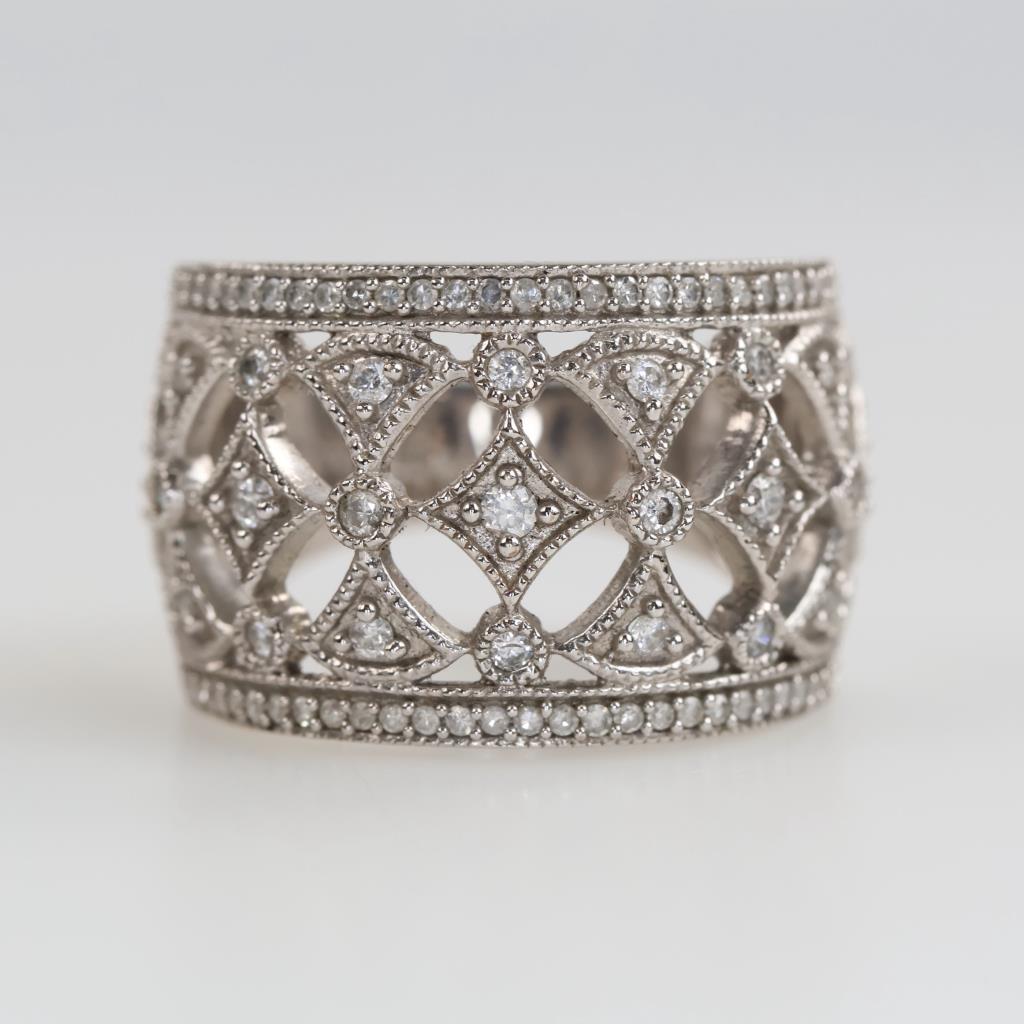 10kt White Gold Diamond Filigree Band