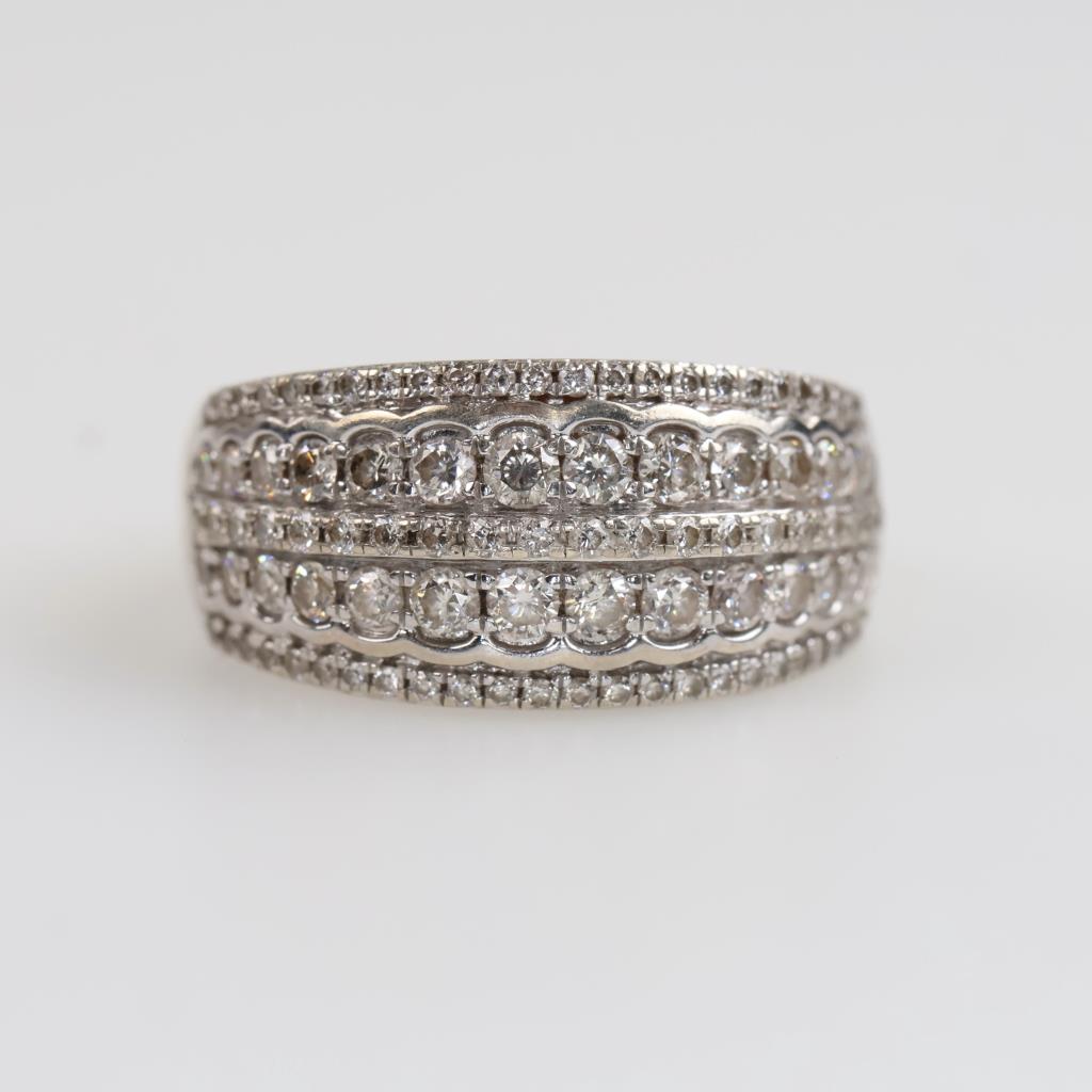 10kt White Gold Diamond Ring