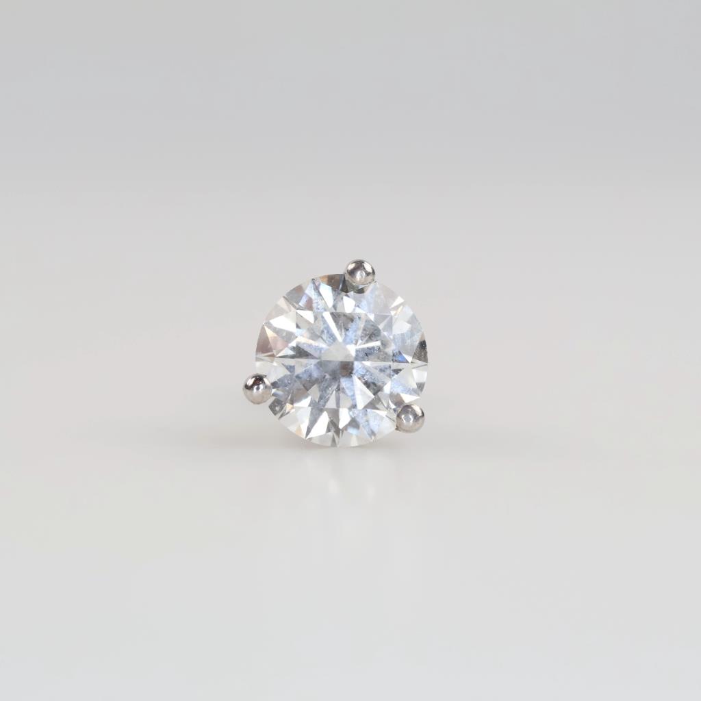10kt White Gold Diamond Stud Earring