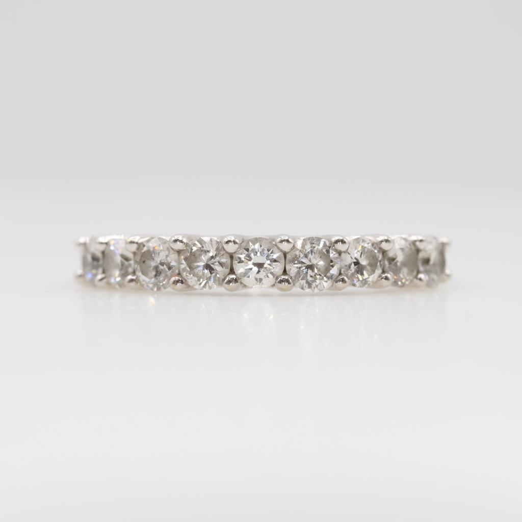10kt White Gold Diamond Wedding Band