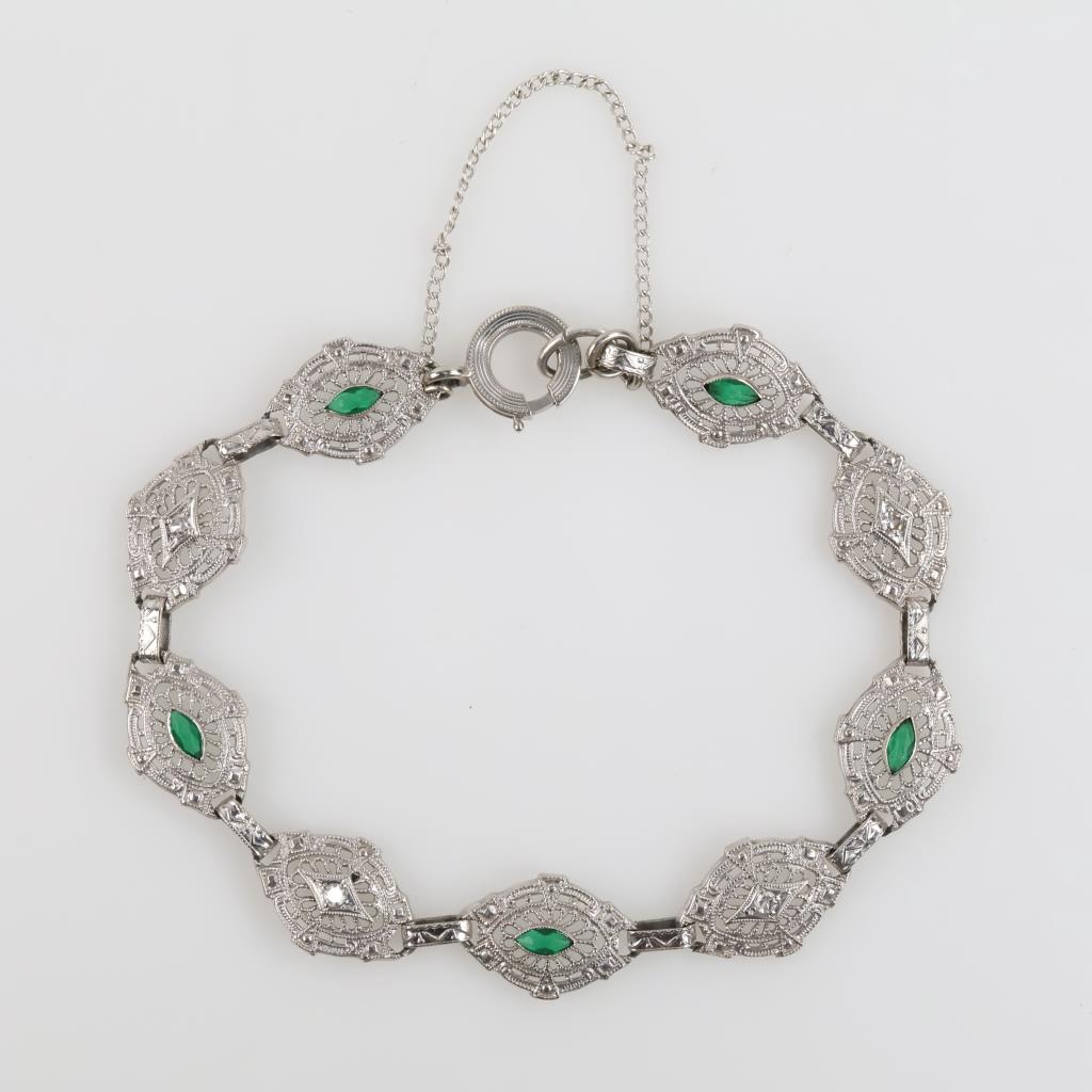 10kt White Gold Green Resin Diamond Accent Bracelet