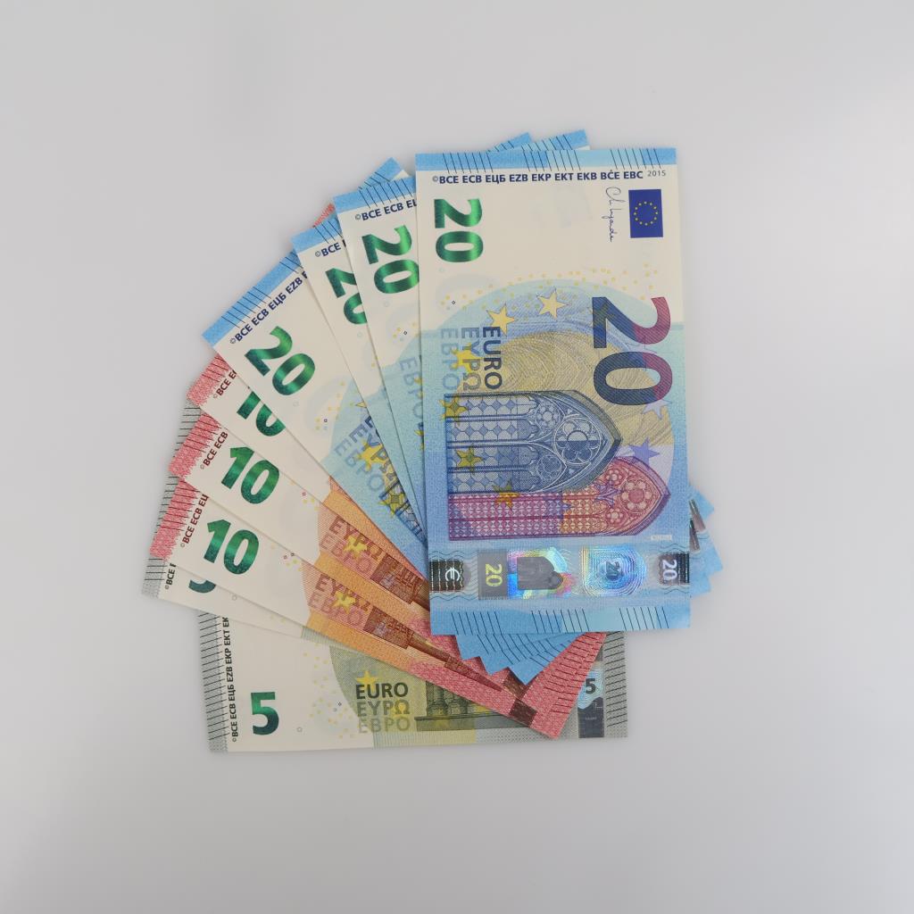 120 EU Currency