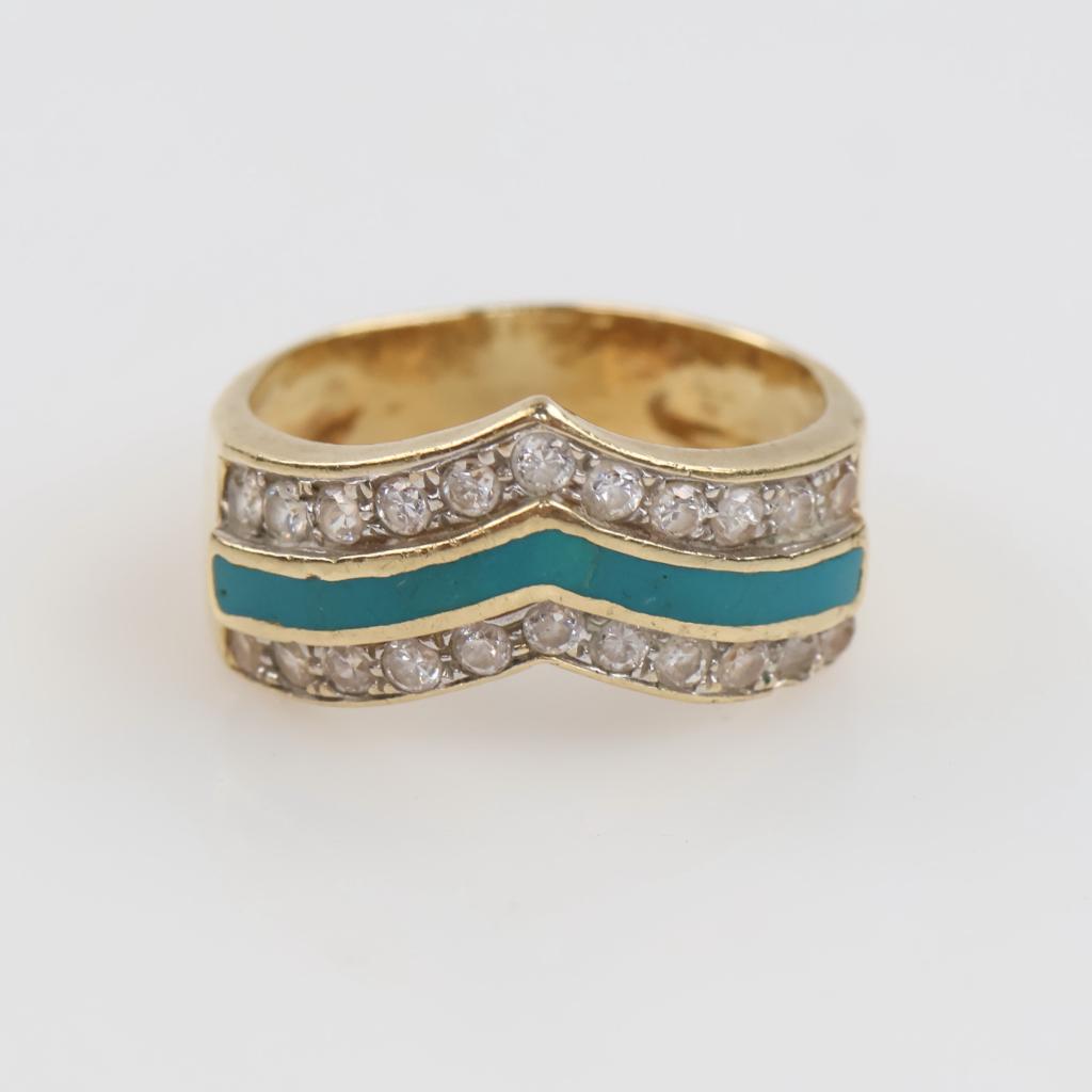 14kt Clear And Blue Stone Ring