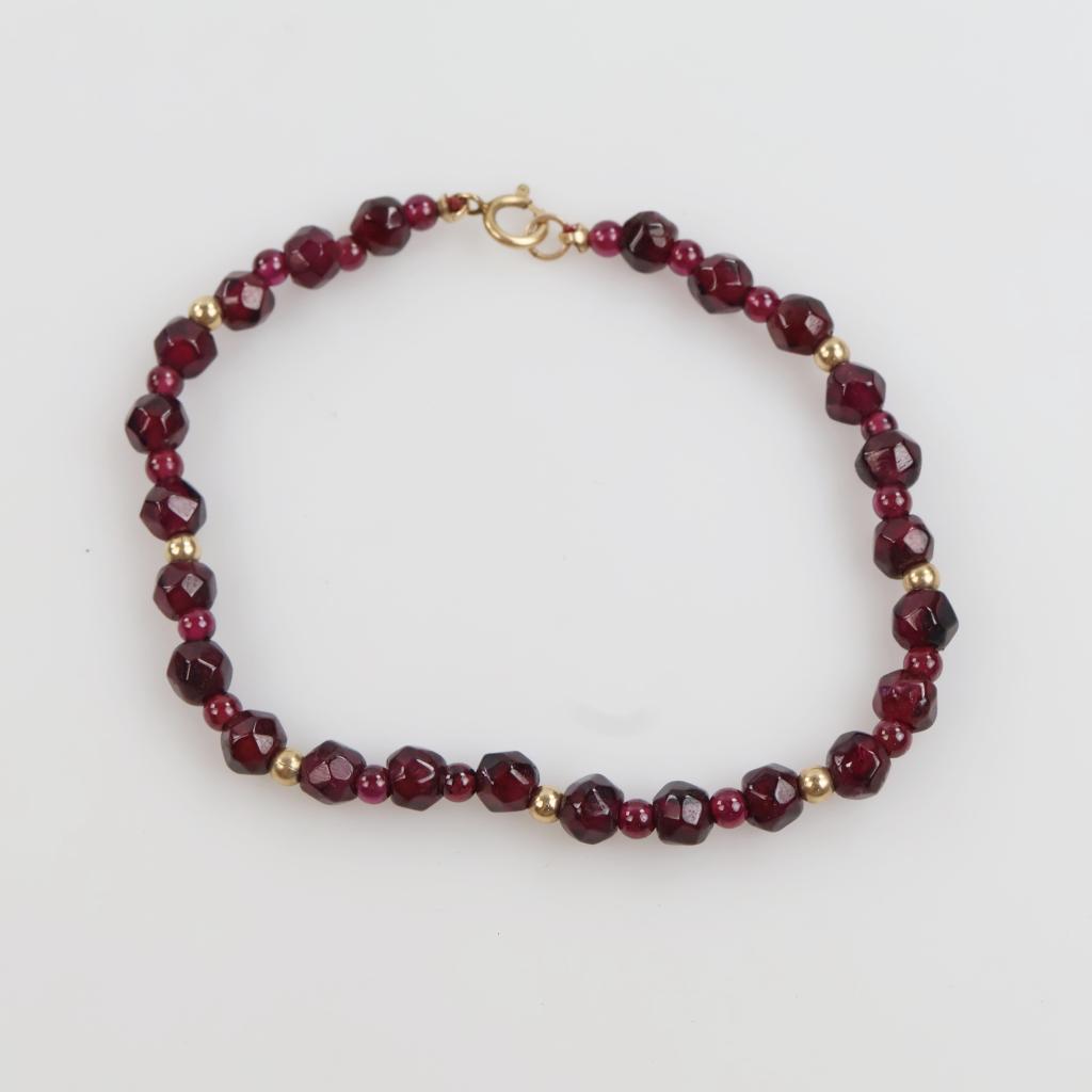 14kt GF & Purple Beaded Bracelet