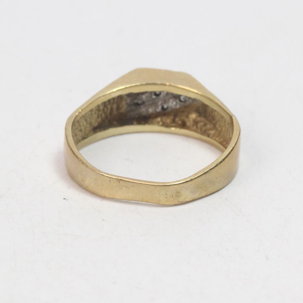 14kt Gold 4g Diamond Ring | Property Room