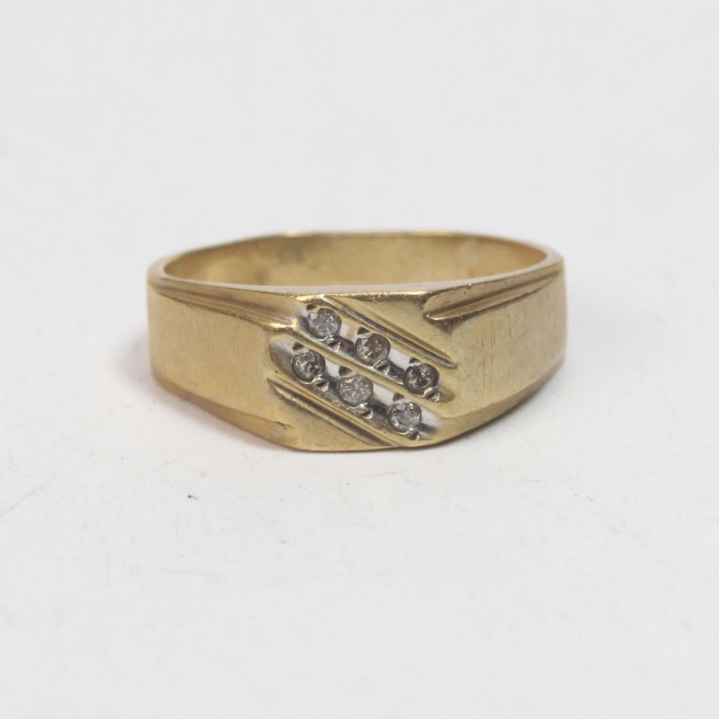 14kt Gold 4g Diamond Ring | Property Room