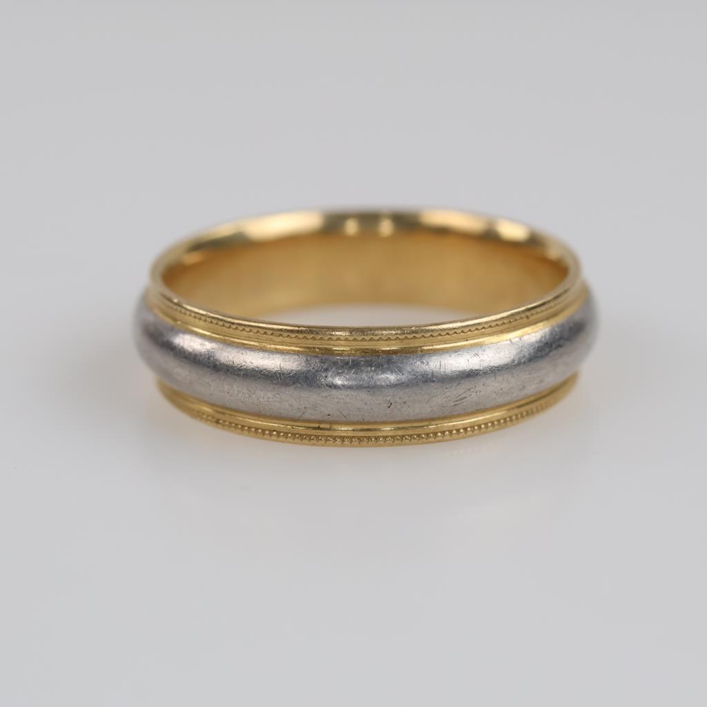 14kt Gold And Platinum Band