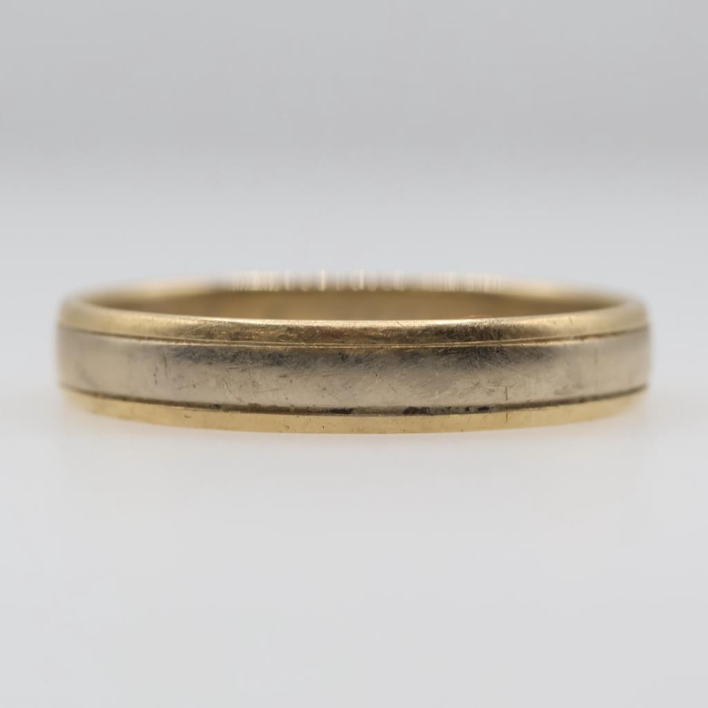14kt Gold Band