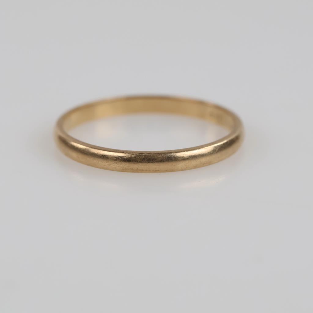 14kt Gold Band