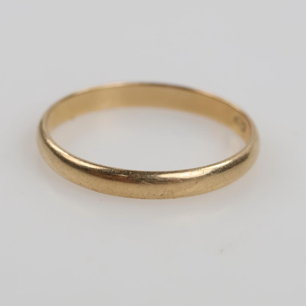 14kt Gold Band